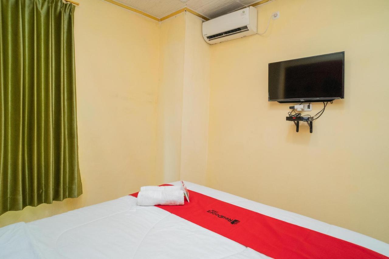 Reddoorz Plus Syariah Near Pasar Turi Surabaia Exterior foto